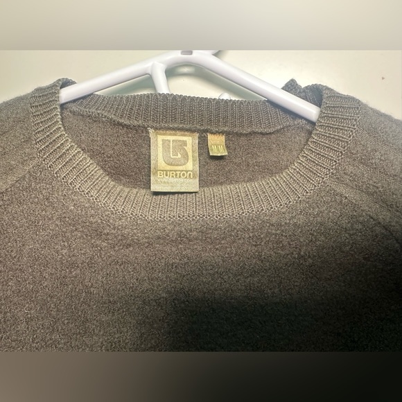 Men’s Burton wool sweater, Medium - Picture 3 of 4